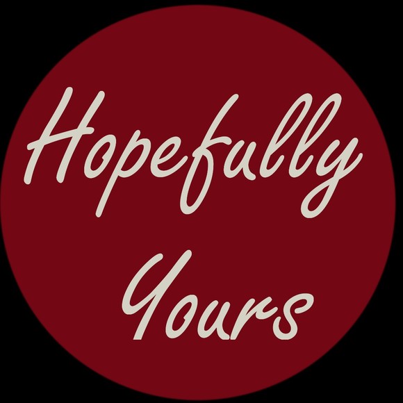 Meet your Posher, Denise - Picture 1 of 1